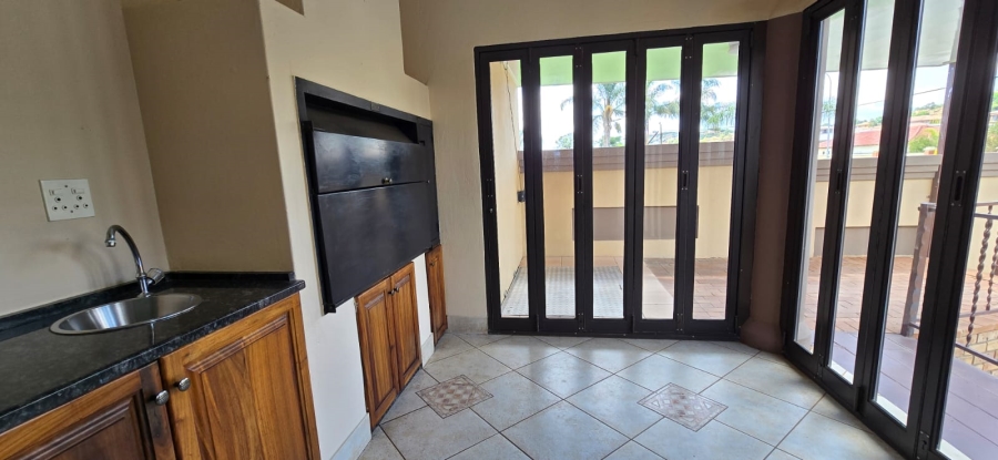 3 Bedroom Property for Sale in Wilkoppies North West